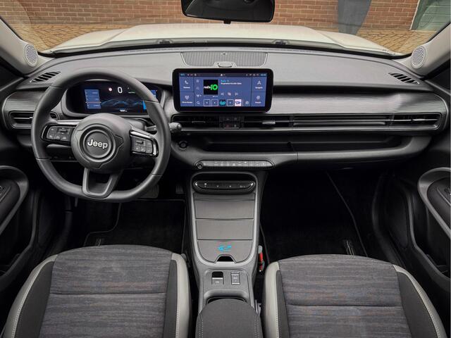 Jeep Avenger Longitude 54 kWh - SOH 96,94%, Airco, Navi, Isofix, Keyless, LED, 18DKM!