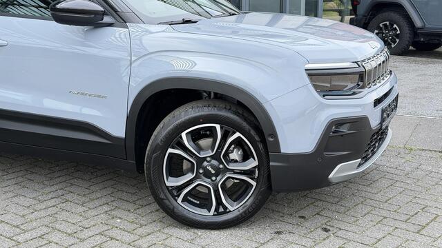 Jeep Avenger 1.2 e-Hybrid Summit | Pano dak | Massage | Vol leder