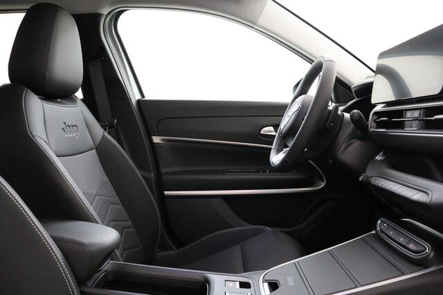 Jeep Avenger 1.2 E-HYBRID LONGITUDE -WINTER PACK|CAMERA|JBL SOUNDSYSTEM|STOELVERWARMING|18"LM