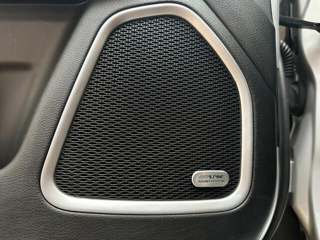 Jeep COMPASS 4xe 240 Plug-in Hybrid Electric S *Org.NL!* Leder / Alpine Sound / Stoel/Stuurverwarming / Keyless / Memory / LED / Trekhaak / 19"LMV