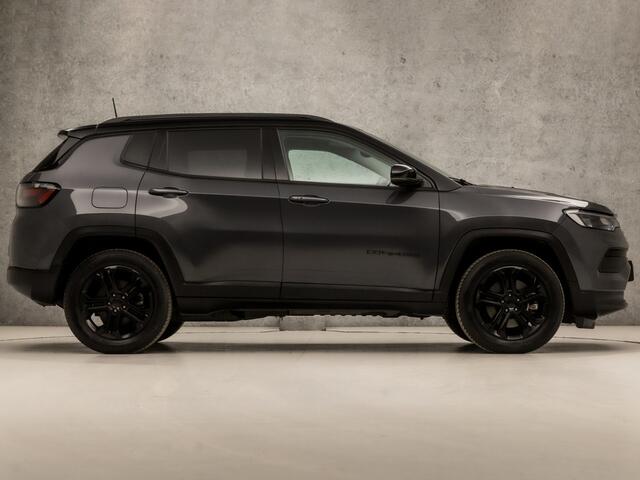 Jeep COMPASS 4xe 240 Plug-in Hybrid Electric Upland Sport 240Pk Automaat (VIRTUAL COCKPIT, APPLE CARPLAY, 360 CAMERA, LEDER, GROOT NAVI, SPORTSTOELEN, KEYLESS, ADAPTIVE CRUISE, LANE ASSIST, NIEUWSTAAT)