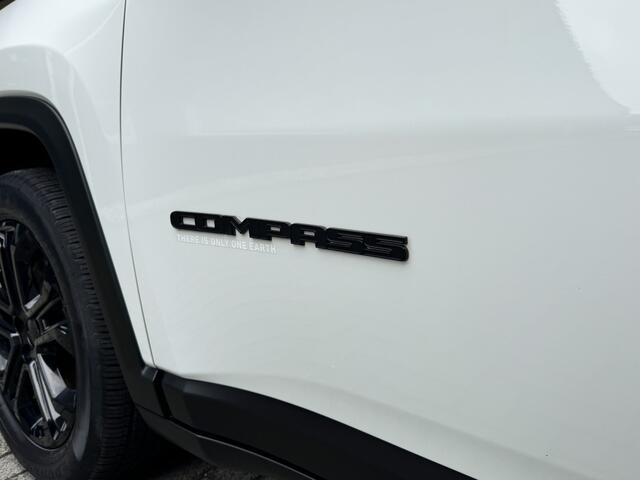 Jeep COMPASS 4xe 240 Plug-in Hybrid Electric Upland | Carplay | Camera | Cruise control | Winter pack