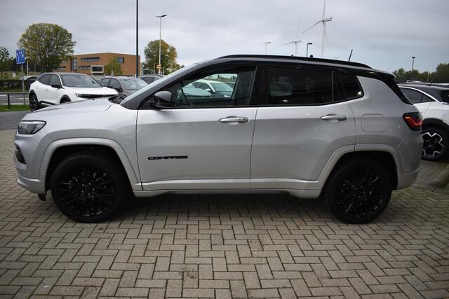 Jeep COMPASS 4xe 240 Plug-in Hybrid Electric S NAVI / LEDER / CAMERA