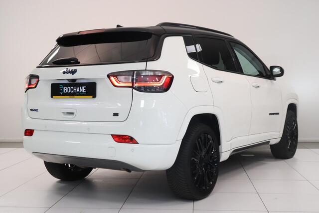 Jeep COMPASS 4xe 240 Plug-in Hybrid Electric S | Camera | Leder | Adaptieve Cruise control | Achterklep elektrisch | Navigatie | Climate control |