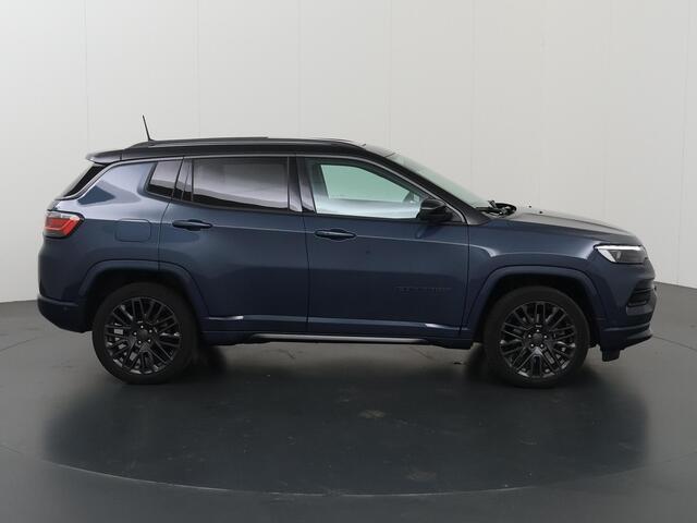 Jeep COMPASS 4xe 240 Plug-in Hybrid Electric S | Panoramadak | Navigatie | Parkeercamera | Stoelverwarming/Ventilatie | Keyless Go | Elektr. Achterklep |