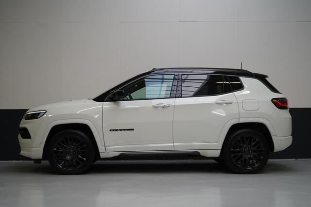 Jeep COMPASS 4xe 240 Plug-in Hybrid S | Panoramadak | Trekhaak | Leder | Alpine Sound | Memory