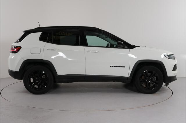 Jeep COMPASS 4xe 240 pk PHEV Upland | Stl. verw. | Camera | Carplay | Adaptieve Cruise | Lane assist | El. achterklep |