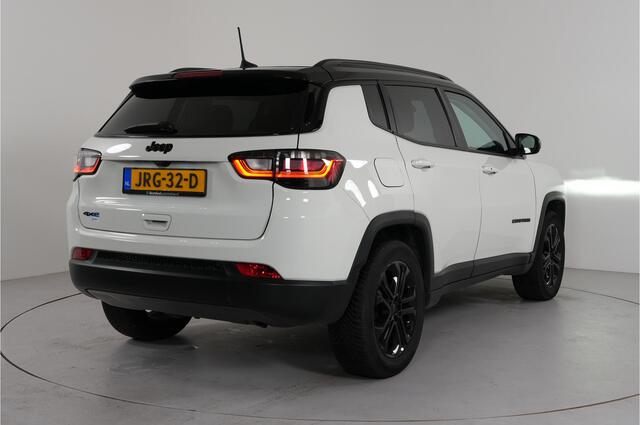 Jeep COMPASS 4xe 240 pk PHEV Upland | Stl. verw. | Camera | Carplay | Adaptieve Cruise | Lane assist | El. achterklep |