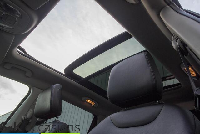 Jeep COMPASS 4xe 240 Plug-in Trailhawk PANODAK