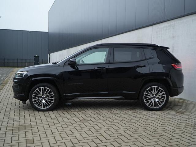 Jeep COMPASS 4xe 240 PK Hybrid Summit | Leder | Winter | Navi | Premium | 19"