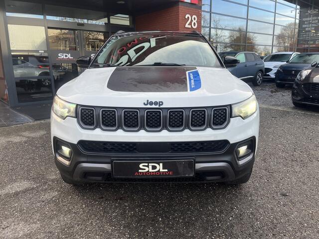Jeep COMPASS 4xe 240 Plug-in Hybrid Electric Trailhawk // LED // KEYLESS // CAMERA+SENSOREN // LEDER // NAVI+CARPLAY //
