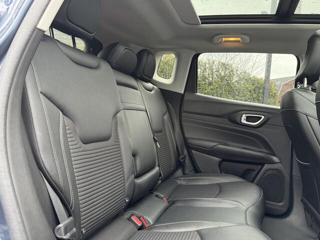 Jeep COMPASS 4xe 190 Plug-in Hybrid Electric Night Eagle Stoelverwarming | Navigatie | Parkeercamera