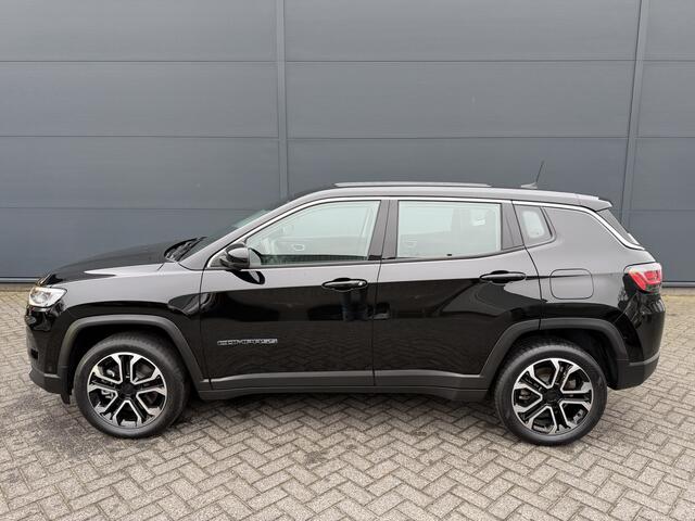Jeep COMPASS 4xe 190 Plug-in Hybride Altitude (360gr Camera - Elektrische Klep - Adaptieve Cruise Controle - Parkeersensoren V+A - Automatische Airco - LED - Keyless Entry - Navigatie)