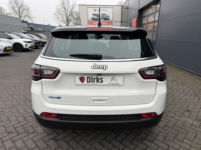 Jeep COMPASS 4xe 190 Plug-in Hybrid Altitude (Keyless Entry - LED - Camera - Navigatie via APP - Adaptieve Cruise Controle - Automatische Airco - 4X4)