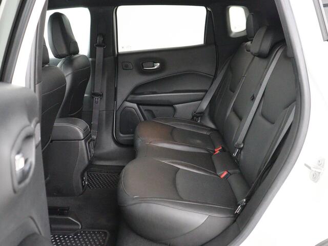 Jeep COMPASS 4xe 240 Plug-in Hybrid Electric S | Leder | Stoel & stuurverwarming | Alpine Sound | Camera | Bi-Xenon | Memory | Keyless | Carplay | Navigatie | PHEV