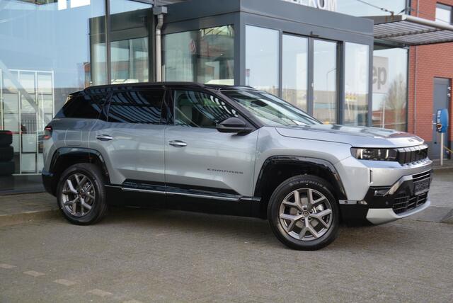 Jeep COMPASS 1.2 e-Hybrid First Edition | Pano dak | Massage | Focal | Memory