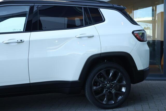 Jeep COMPASS 1.3T S / Panoramadak / Alpine audio