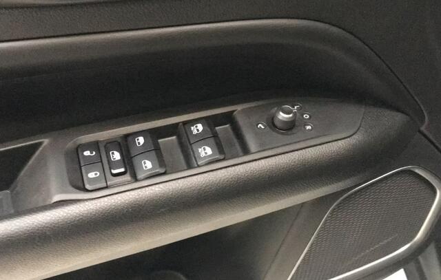 Jeep COMPASS 1.5T e-Hybrid Altitude Panorama Dak/19 inch/stoel en stuurverwarming.