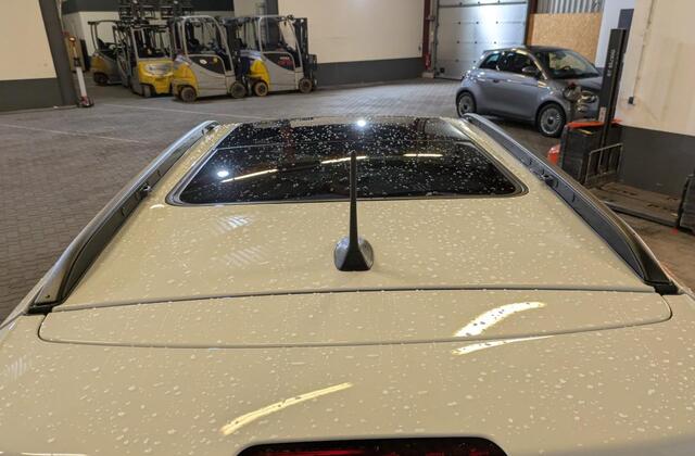 Jeep COMPASS 1.5T e-Hybrid Altitude Panorama Dak/19 inch/stoel en stuurverwarming