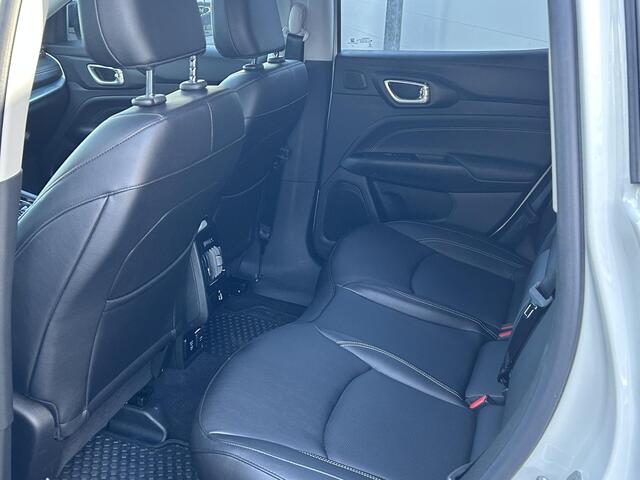 Jeep COMPASS 4xe 240 Plug-in Hybrid Electric Limited (Hoge Instap) | Navigatie | Camera | Climate Control |