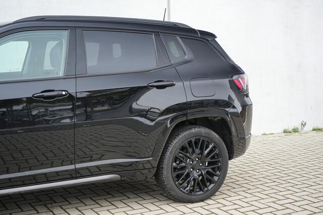 Jeep COMPASS 4xe 240 PK Hybrid S | Leder | Navi | Winter | Cam | 19"