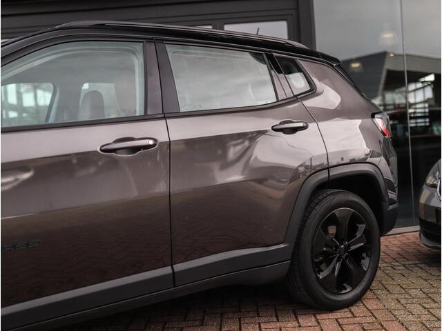 Jeep COMPASS 1.4 MultiAir Night Eagle | Camera | Leder | Cruise Control | Stoelverw. | Trekhaak | Navi