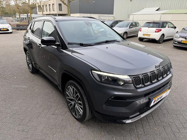 Jeep COMPASS 1.5T e-Hybrid S (Leder incl verwarming/koeling/geheugen - Elektrische Klep - 360gr Camera - 19"- LED - Navigatie - Adaptieve Cruise Controle - Automatische Airco - Stuurwiel verwarming)