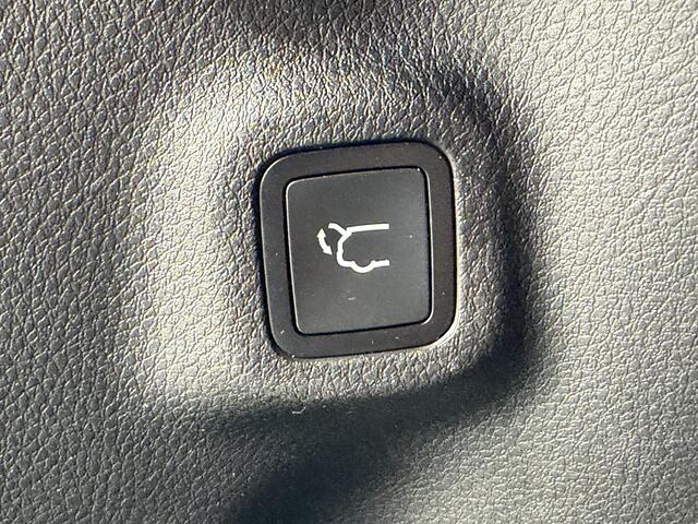 Jeep COMPASS 1.5T e-Hybrid S (Leder incl verwarming/koeling/geheugen - Elektrische Klep - 360gr Camera - 19"- LED - Navigatie - Adaptieve Cruise Controle - Automatische Airco - Stuurwiel verwarming)