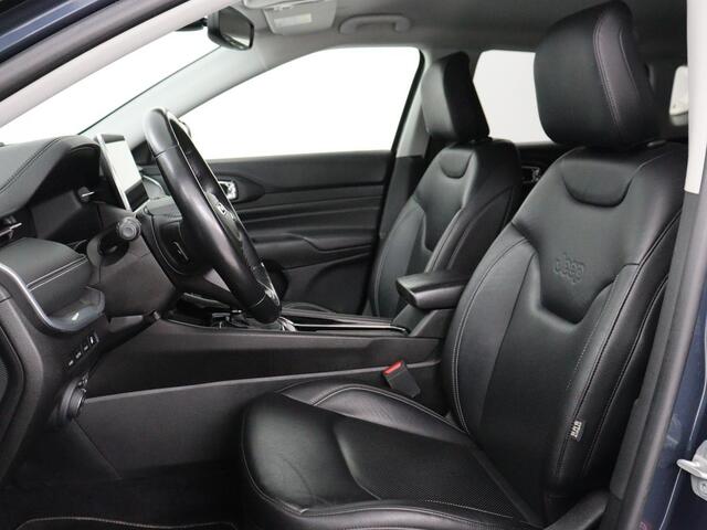 Jeep COMPASS 4xe 240 Plug-in Hybrid Electric S | Leder | Stoelverwarming | 360 Camera | Adaptive cruise | Alpine Sound | Stuurverwarming | Side Assist | Navigatie | Digital Cockpit | PHEV | Plug In