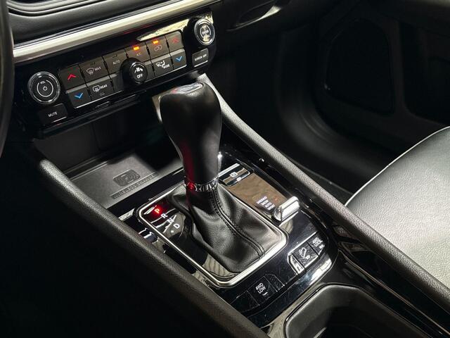 Jeep COMPASS 4xe 190 Plug-in Hybrid Electric Limited Sport 190Pk Automaat (VIRTUAL COCKPIT, APPLE CARPLAY, GROOT NAVI, ZWART HEMEL, LEDER, GETINT GLAS, SPORTSTOELEN, 360 CAMERA, ADAPTIVE CRUISE, NIEUWSTAAT)