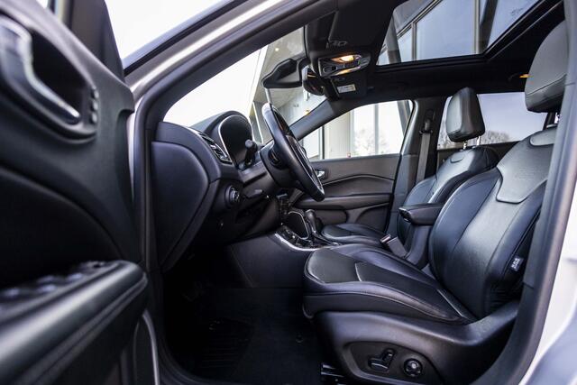 Jeep COMPASS 4xe 240 Plug-in Hybrid Electric S | Pano | Alpine Sound