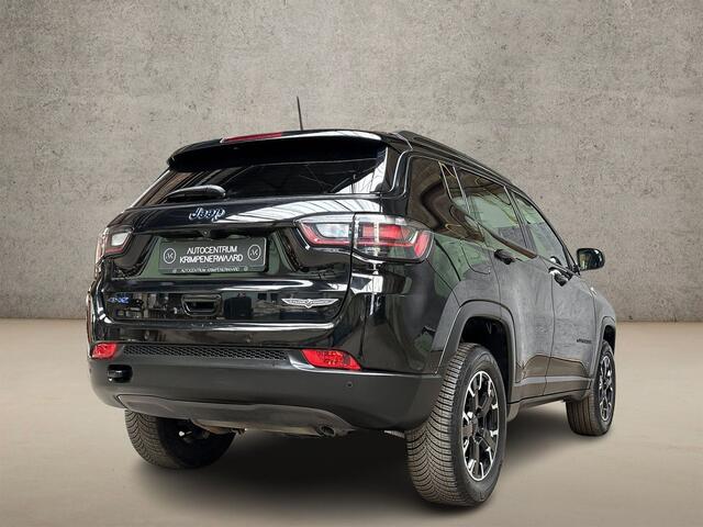 Jeep COMPASS 4xe 240 Plug-in Hybrid Electric Trailhawk 240Pk Automaat (PANORAMADAK, VIRTUAL COCKPIT, APPLE CARPLAY, GROOT NAVI, CAMERA, SPORTSTOELEN, LEDER, ADAPTIVE CRUISE, NIEUWSTAAT)