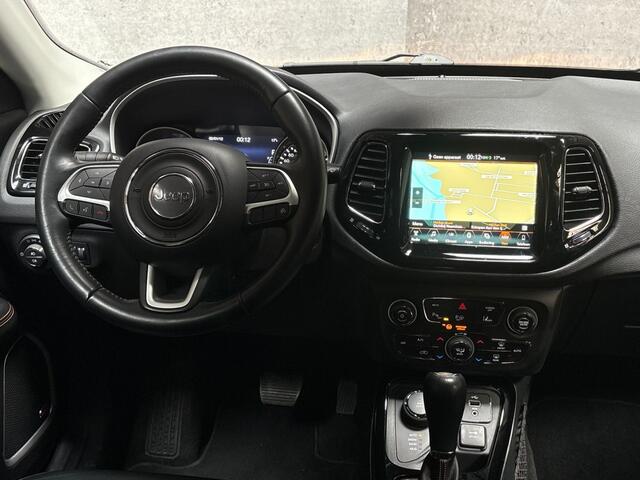 Jeep COMPASS 1.4 MultiAir Limited 4x4 170Pk Automaat (APPLE CARPLAY, NAVIGATIE, LEDER, CAMERA, MEMORY SEATS, GETINT GLAS, BEATS AUDIO, NIEUWSTAAT)