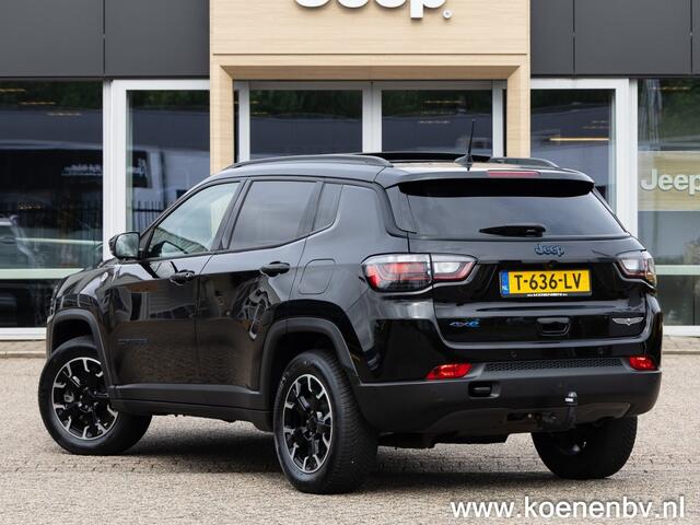 Jeep COMPASS 4XE 240 4x4 Autom. PHEV Trailhawk PANO / LEER / ADAPT. CRUISE