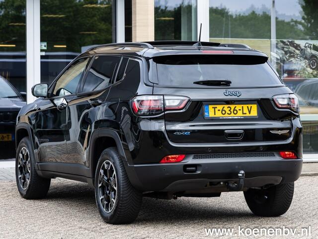 Jeep COMPASS 4XE 240 4x4 Autom. PHEV Trailhawk PANO / LEER / ADAPT. CRUISE