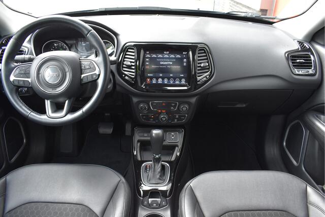 Jeep COMPASS 1.3T Night Eagle 1750kg trekgewicht, Camera, Keyless, NAP, Automaat