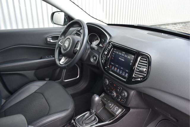 Jeep COMPASS 1.3T Night Eagle 1750kg trekgewicht, Camera, Keyless, NAP, Automaat