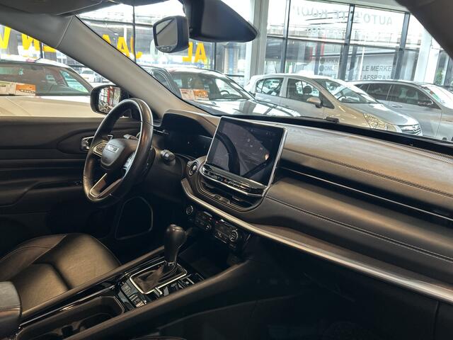 Jeep COMPASS 4xe 240 Plug-in Hybrid Electric S 4WD | Adaptieve cruise control | Lederen bekleding | Digital dashboard | Achteruitrijcamera | Stoel+Stuurverwarming | Lane assist | Adaptief onderstel | Apple carplay | Navigatie