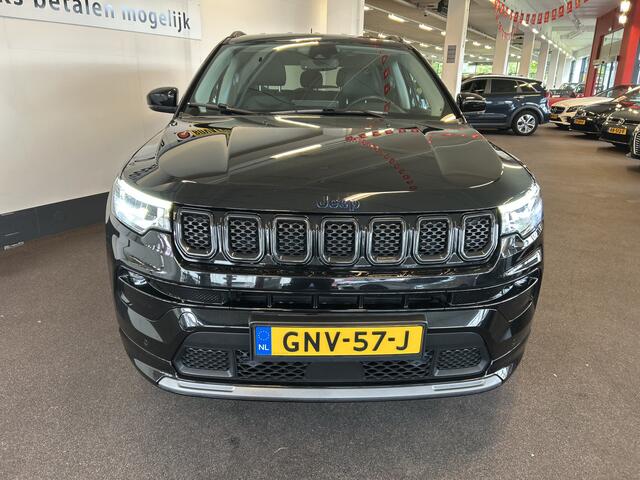 Jeep COMPASS 4xe 240 Plug-in Hybrid Electric S 4WD | Adaptieve cruise control | Lederen bekleding | Digital dashboard | Achteruitrijcamera | Stoel+Stuurverwarming | Lane assist | Adaptief onderstel | Apple carplay | Navigatie