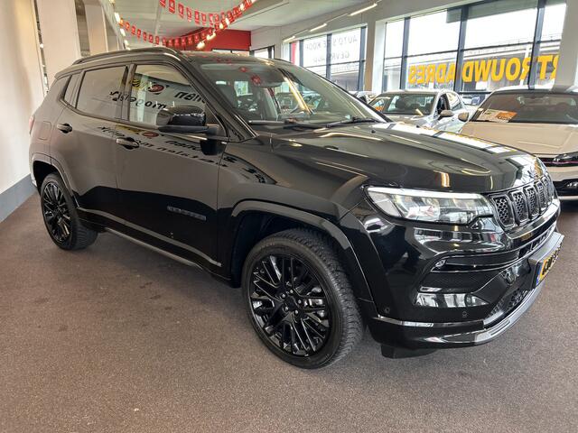 Jeep COMPASS 4xe 240 Plug-in Hybrid Electric S 4WD | Adaptieve cruise control | Lederen bekleding | Digital dashboard | Achteruitrijcamera | Stoel+Stuurverwarming | Lane assist | Adaptief onderstel | Apple carplay | Navigatie