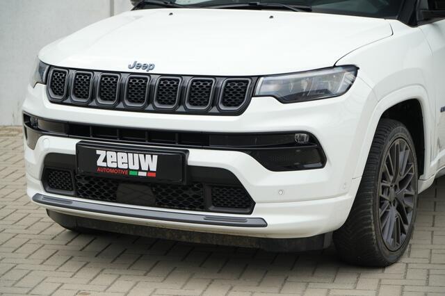 Jeep COMPASS 4xe 240 PK Hybrid S | Leder | Pano | Navi | Winter | Cam | 19"