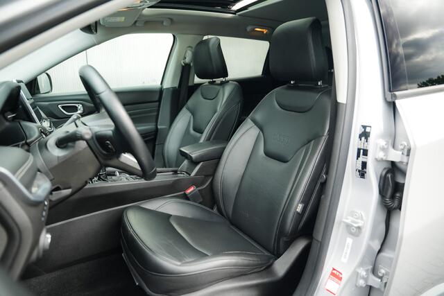 Jeep COMPASS 4xe 240 pk Plug-in Hybrid Electric S / Pano-Dak/ 90%-SOH/ Keyless/ Led-kopl./ Adapt-Cruise/ Elek.Stoelen/ Virtual/ Stoelverw./ 19''LMV