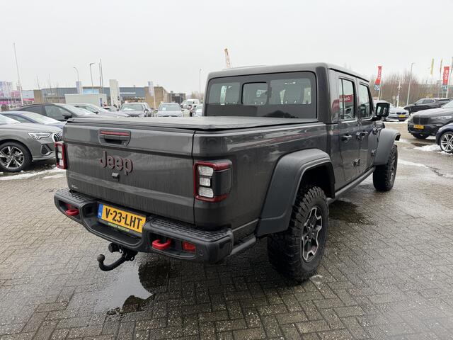 Jeep Gladiator JEEP RUBICON 3.6L V6 5 Zitplaatsen Trekhaak Tonneau cover Carplay Leder LED