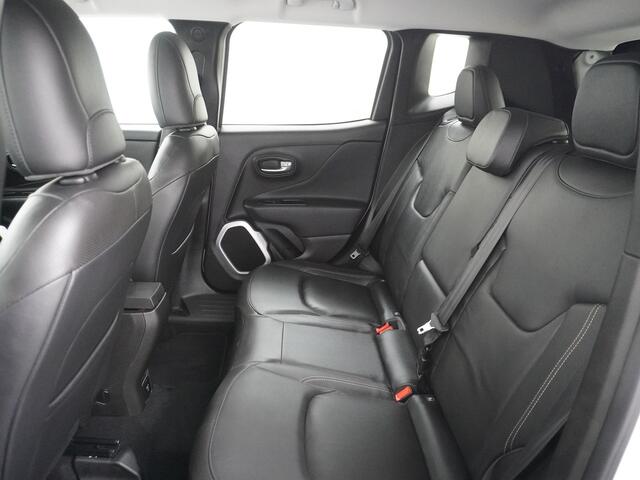 Jeep RENEGADE 1.4T AUT-6 Leer Navi Ecc 17''Lmv Stoel-Stuurverwarming Keyless Cruise Control Bluetooth Pdc Usb Led Mistlampen Lane-departure Isofix Privacy Glas Dakrails MultiAir Latitude Slechts 1361kg licht! / 75 /3mnd belasting