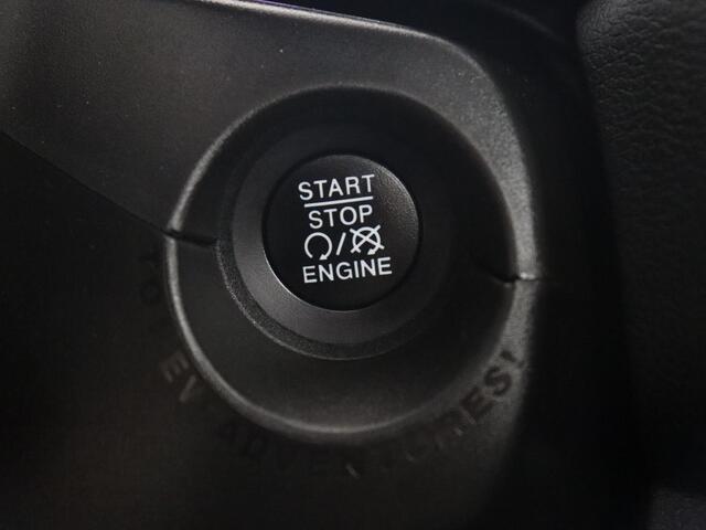 Jeep RENEGADE 1.0T Limited | Panoramadak | Carplay | Climate control | Parkeerhulp | Cruise control | Keyless
