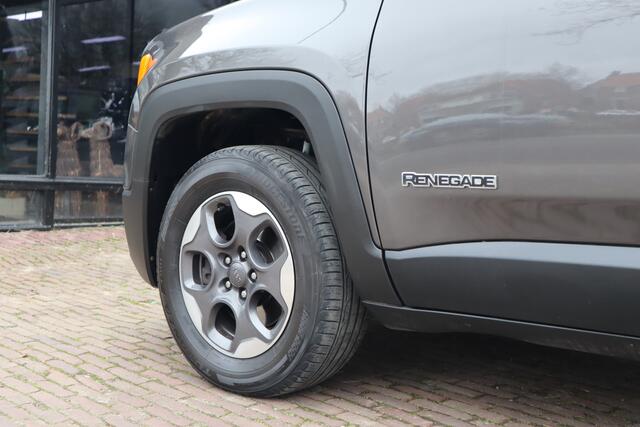 Jeep RENEGADE 1.6 E-Torq Longitude | DAB Radio | Parkeersensoren