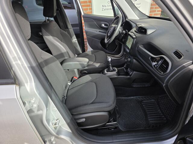 Jeep RENEGADE 1.0T Limited | Navigatie |