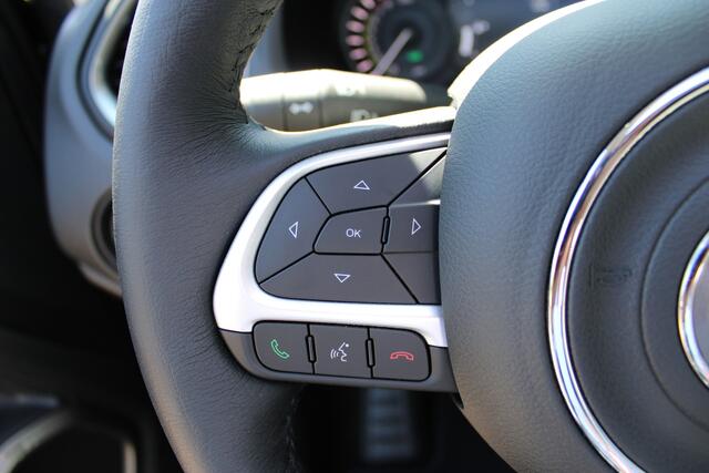 Jeep RENEGADE 4xe 190 Plug-in Hybrid S | Panoramadak | Leder | Led | Camera | Parkeer assistent