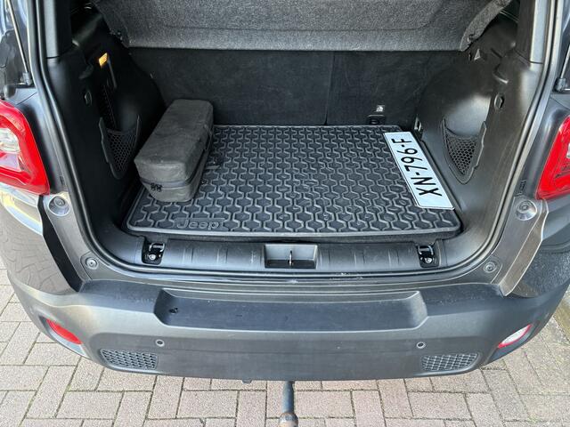 Jeep RENEGADE 1.3T DDCT 150pk Automaat Limited LED/NAVI/CARPLAY/ADAPT.CRUISE/PDC/TREKHAAK