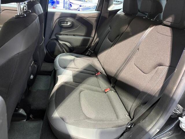 Jeep RENEGADE 4xe 240 Plug-in Hybrid Electric Limited Lease Ed. | Trekhaak | PHEV |